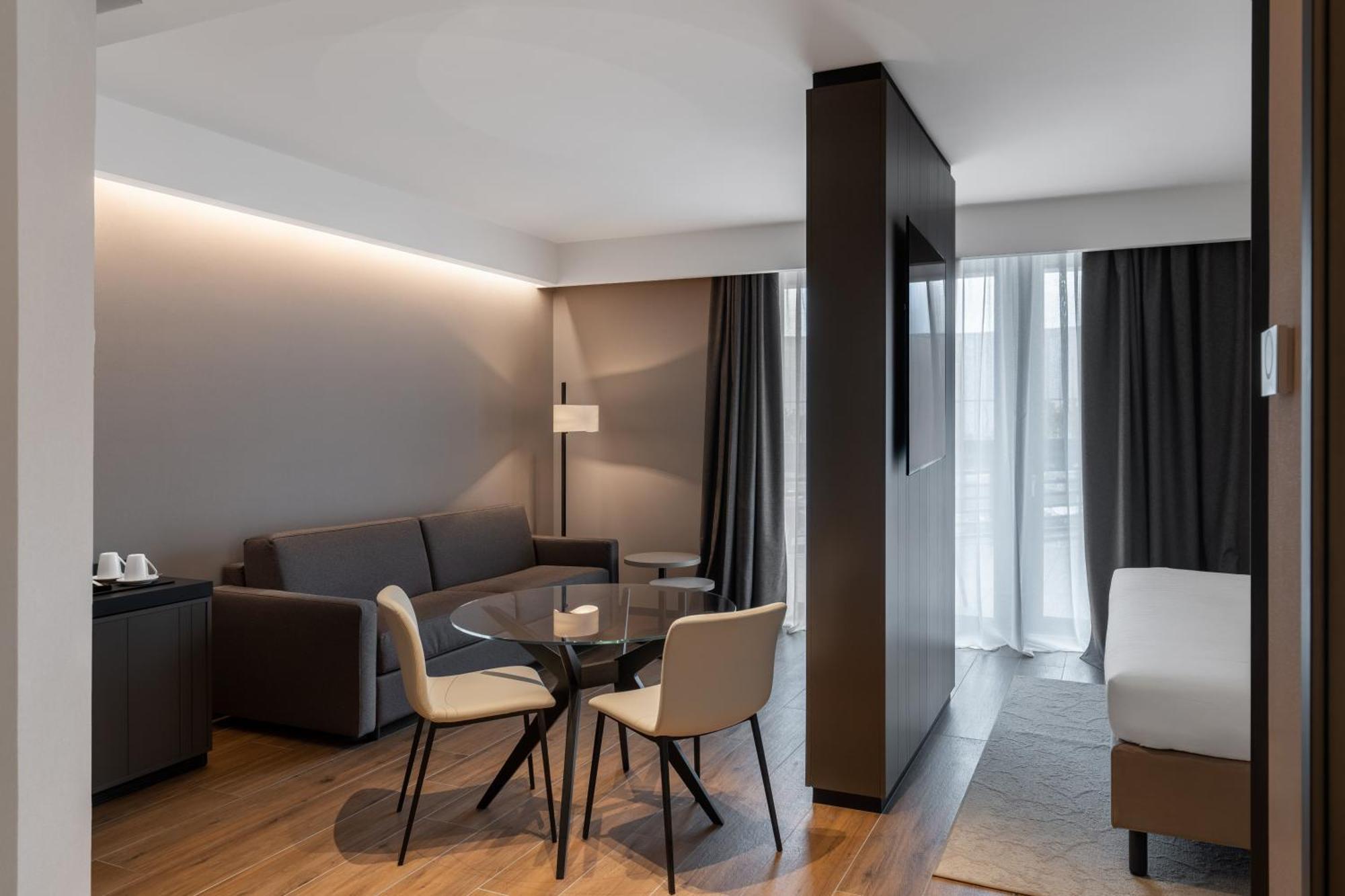 Radisson Blu Hotel, Bergamo Choruslife Экстерьер фото