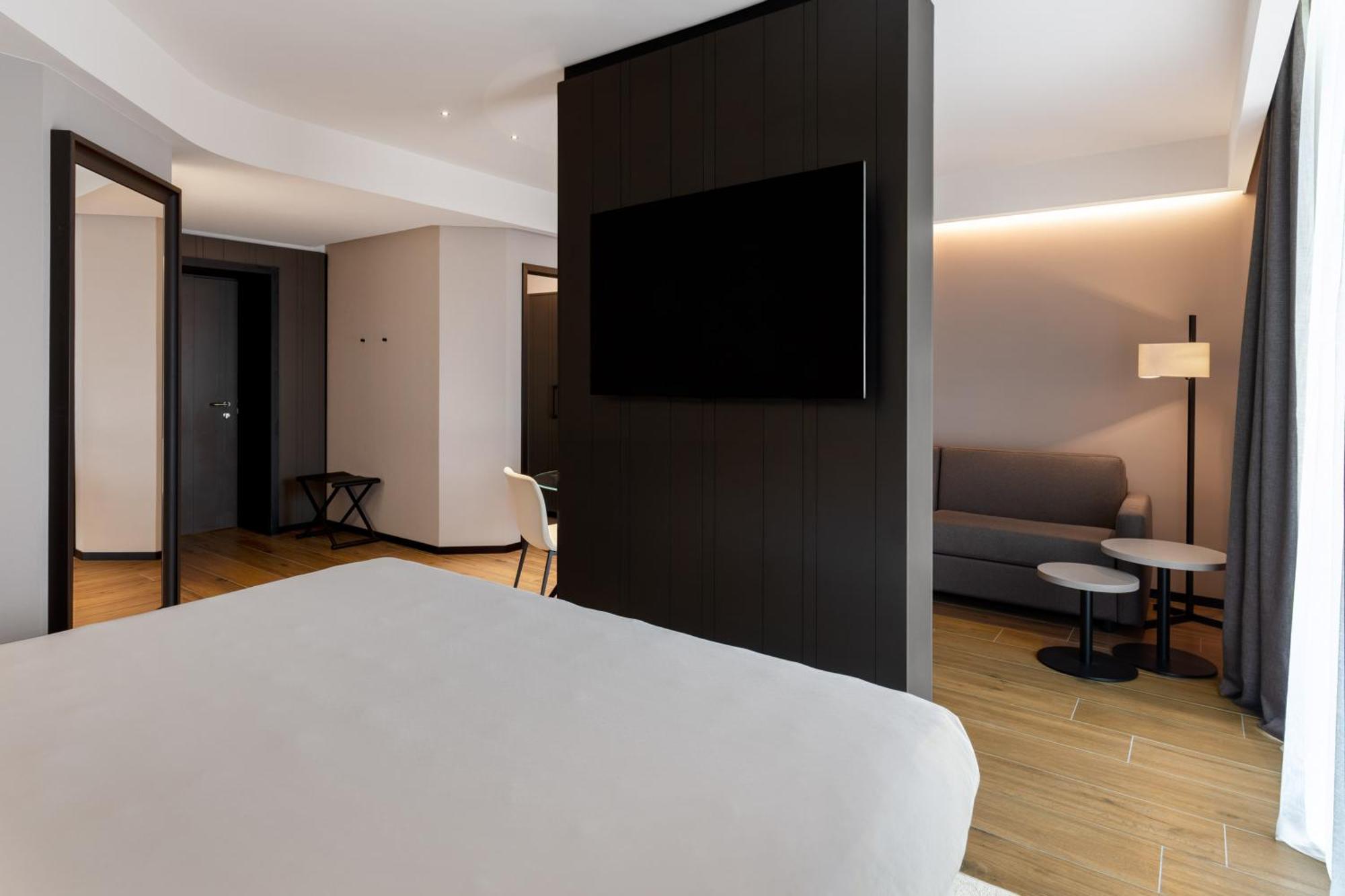 Radisson Blu Hotel, Bergamo Choruslife Экстерьер фото