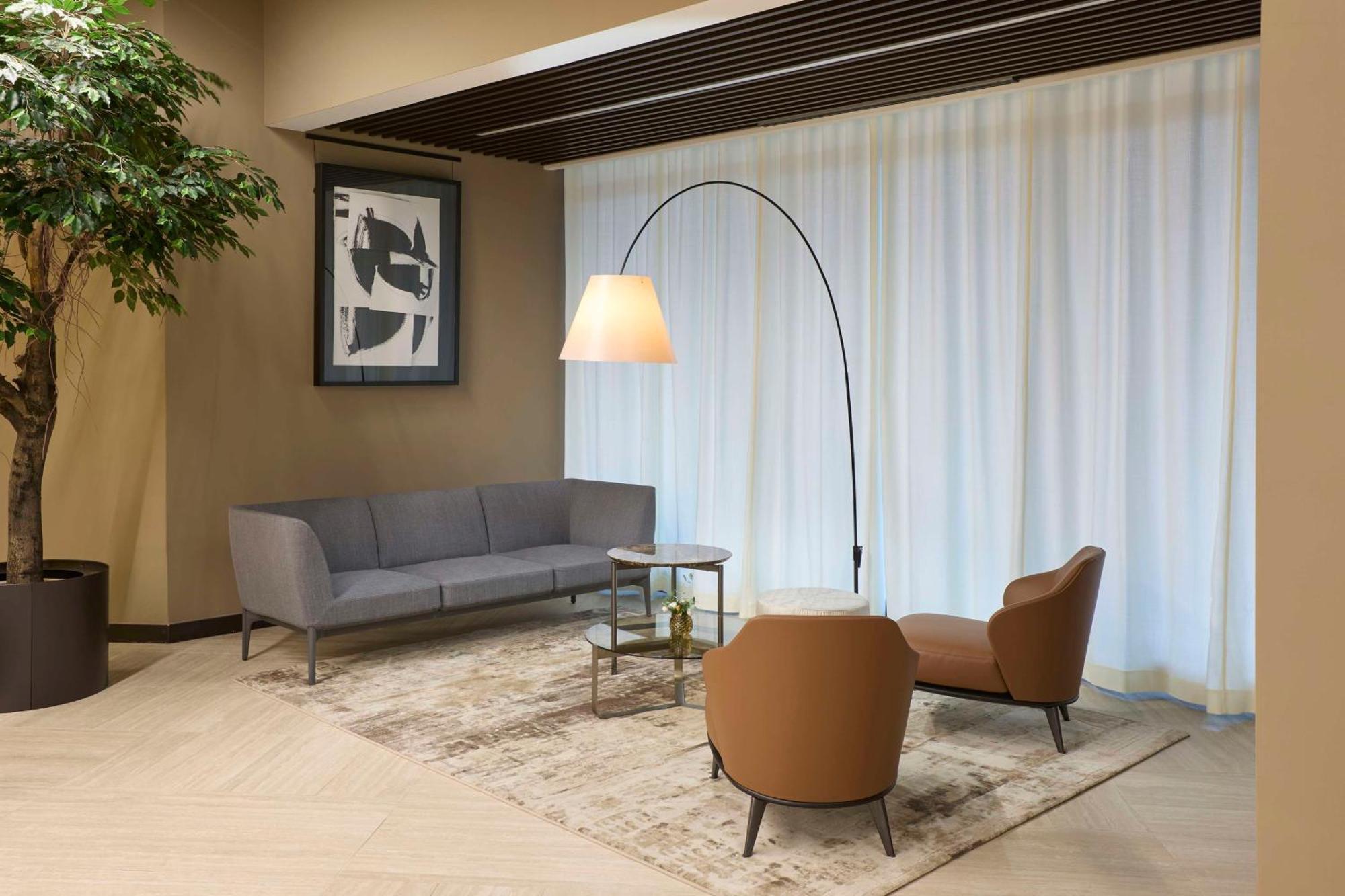 Radisson Blu Hotel, Bergamo Choruslife Экстерьер фото