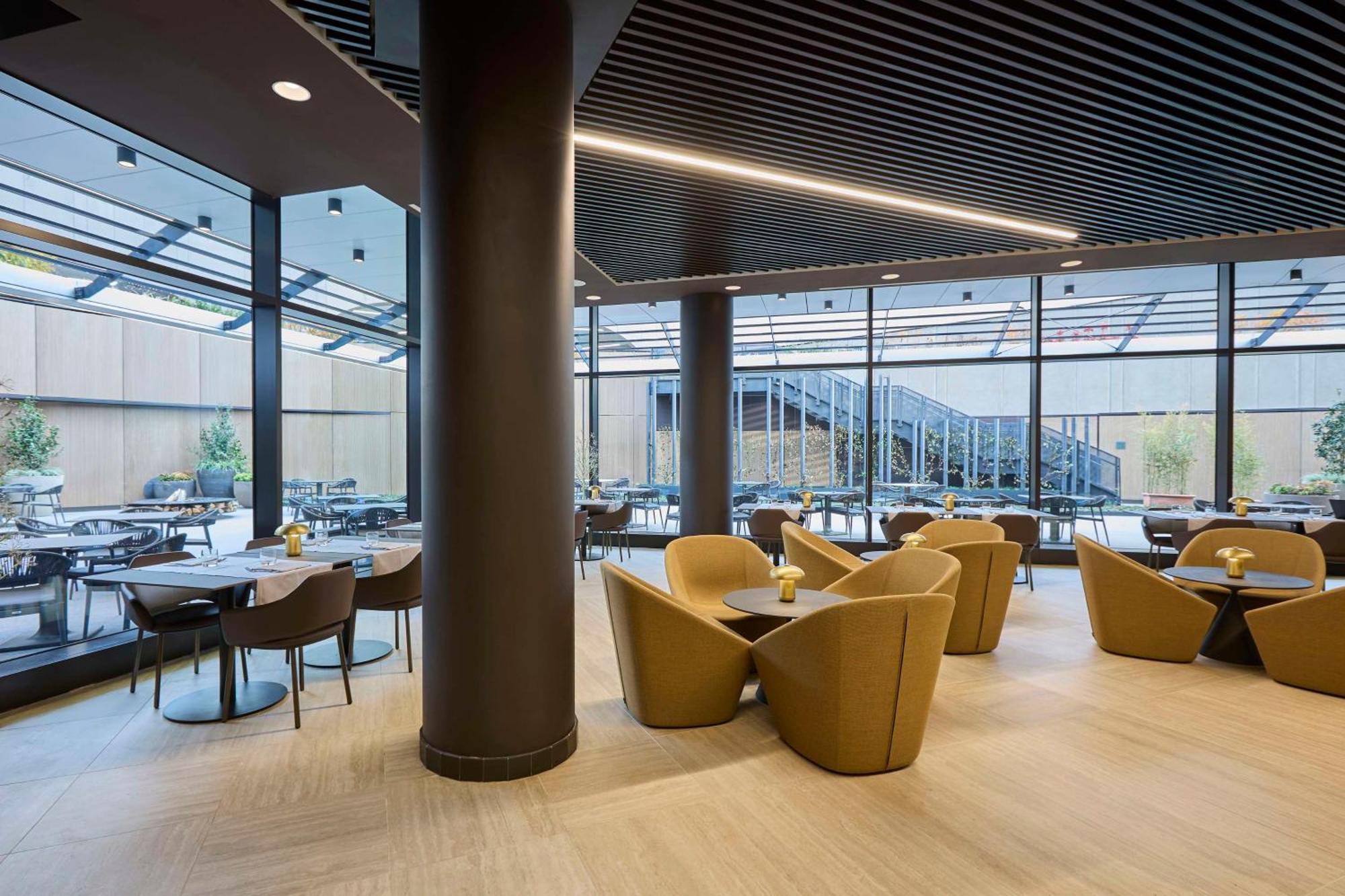 Radisson Blu Hotel, Bergamo Choruslife Экстерьер фото